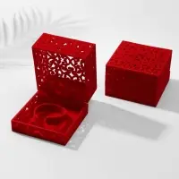 Футляр бархатный под браслет &laquo;Куб резной&raquo;, 10&times;10 см, красный