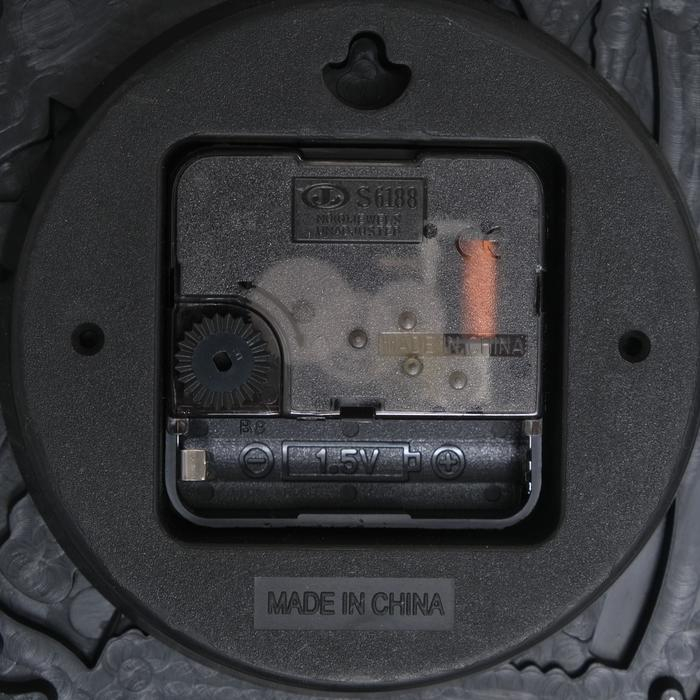 Часы настенные интерьерные большие Часы настенные интерьерные большие "Инструменты", бесшумные, d-16 см, 37 х 37 см