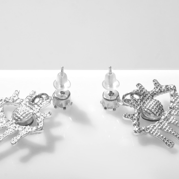 Серьги со стразами «Таяние» глаза, цвет бело-зелёный в серебре