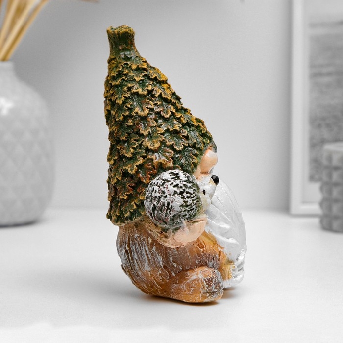 Садовая фигура Садовая фигура "Лесовичок с ежиком" 16х11,5см