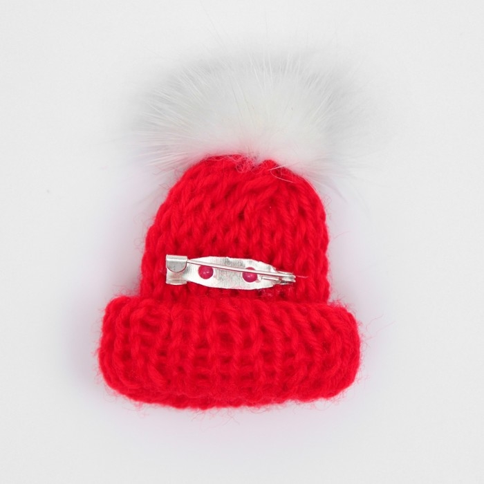 Брошь новогодняя  Брошь новогодняя "Шапочка тёплая", цвет красный