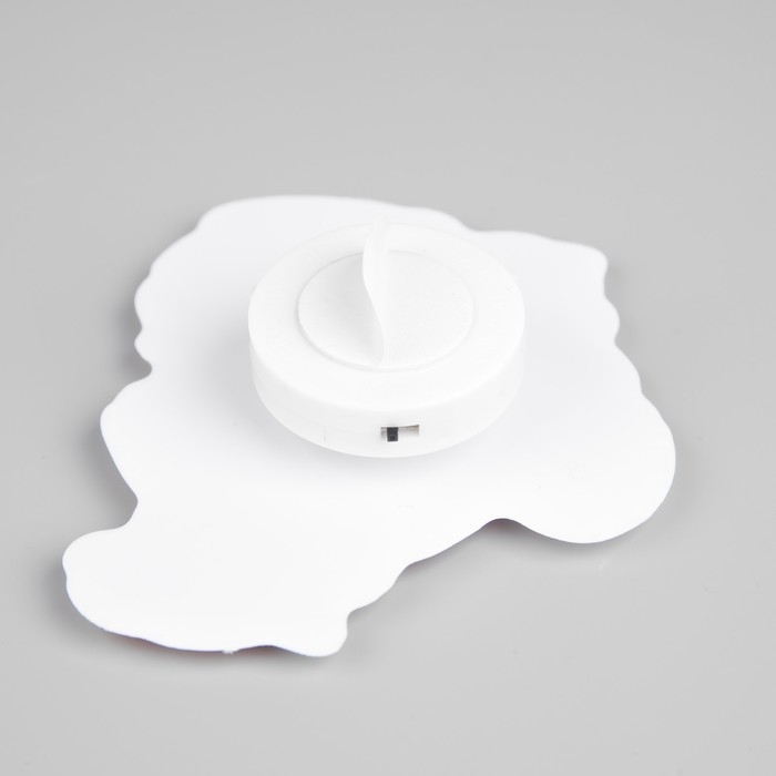 Светодиодная игрушка на липучке «Дед Мороз с подарками» 9 × 10 см, батарейки LR44х3 (в комплекте), свечение мульти Светодиодная игрушка на липучке «Дед Мороз с подарками» 9 × 10 см, батарейки LR44х3 (в комплекте), свечение мульти