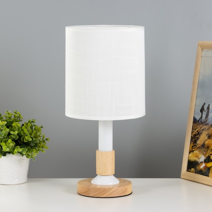 Настольная лампа Настольная лампа "Мирабель" E27 40Вт белый 16х16х36,5 см RISALUX