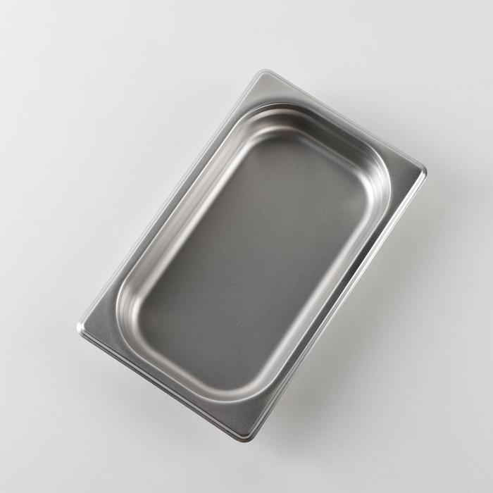 Гастроёмкость 1/4 из нержавеющей стали, 40 мм, 26,4×16×4 см, толщина 0,8 мм Гастроёмкость 1/4 из нержавеющей стали, 40 мм, 26,4×16×4 см, толщина 0,8 мм