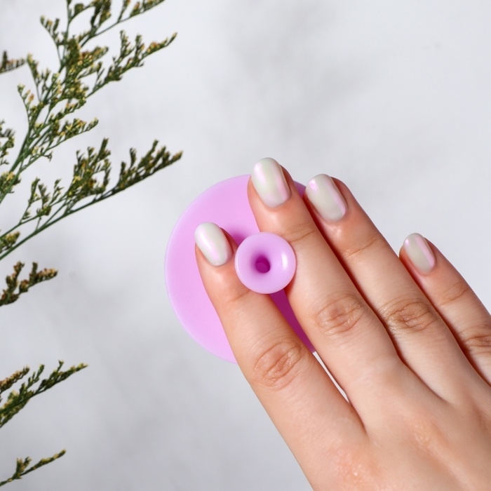 Щётка для умывания «Круг», на присоске, d = 5,5 см, цвет сиреневый Щётка для умывания «Круг», на присоске, d = 5,5 см, цвет сиреневый