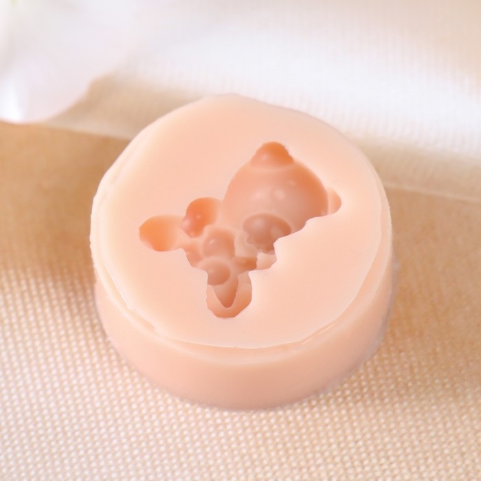 Молд силиконовый "Мишка" 2х2,5 см