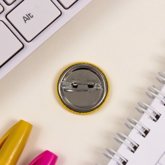 Значки закатные набор 8 шт d=25 мм Значки закатные набор 8 шт d=25 мм "Жёлтые" 16,5х17 см