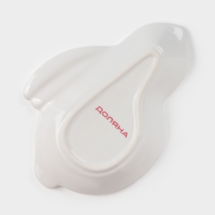 Блюдо Доляна «Зайка в золотом», 15,5×11×2,5 см, цвет белый Блюдо Доляна «Зайка в золотом», 15,5×11×2,5 см, цвет белый