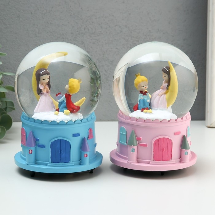 Сувенир полистоун водяной шар музыка и крутится Сувенир полистоун водяной шар музыка и крутится "Принц и принцесса" МИКС 10,5х10,5х15,5 см