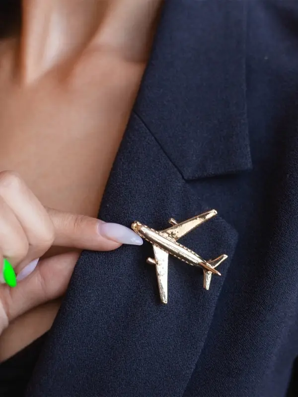 Брошь &laquo;Самолёт&raquo;, цвет золото