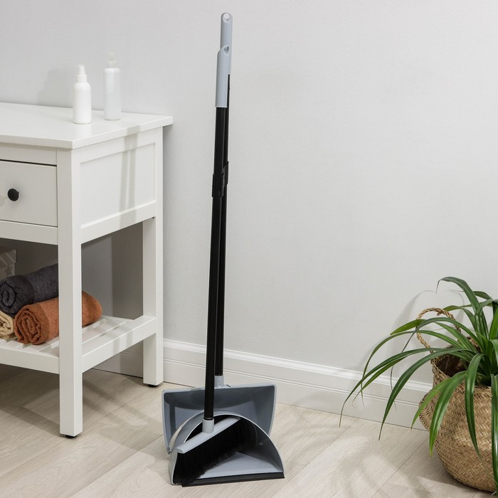 Щётка для пола с совком-ловушка Svip Original, цвет МИКС Щётка для пола с совком-ловушка Svip Original, цвет МИКС