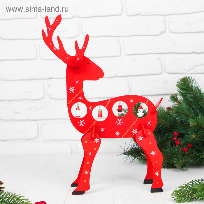 Новогодний сувенир &laquo;Олень&raquo;, с подвесами