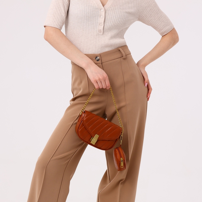 Сумка-мессенджер на клапане, цвет коричневый Сумка-мессенджер на клапане, цвет коричневый