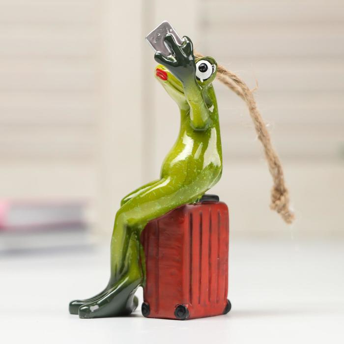 Сувенир полистоун лак Сувенир полистоун лак "Лягушка-путешественница селфится" 12х6,5х7 см