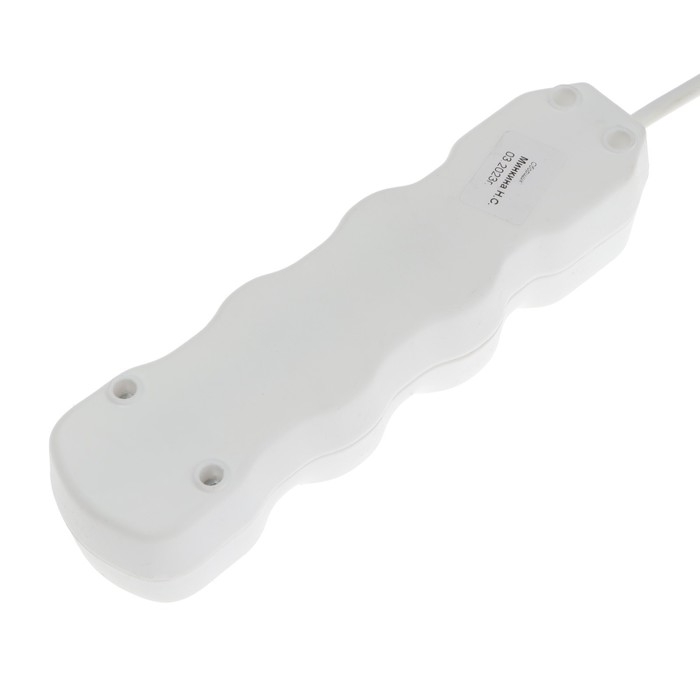 Удлинитель Luazon Lighting ECO, 3 розетки, 2.7 м, 10 А, 2200 Вт, ПВС 3х0.75 мм2, с з/к,белый Удлинитель Luazon Lighting ECO, 3 розетки, 2.7 м, 10 А, 2200 Вт, ПВС 3х0.75 мм2, с з/к,белый