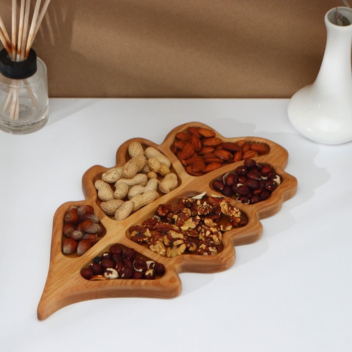 Менажница деревянная авторская Adelica «Дубовый лист», 35×20×1,8 см, пропитана минеральным маслом, берёза Менажница деревянная авторская Adelica «Дубовый лист», 35×20×1,8 см, пропитана минеральным маслом, берёза