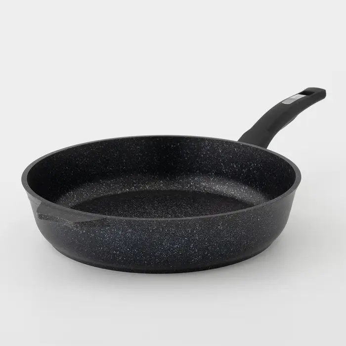 Сковорода Мечта &laquo;Гранит Star&raquo;, d=30 см, h=6.5 см, пластиковая ручка, антипригарное покрытие, литой алюминий, серая