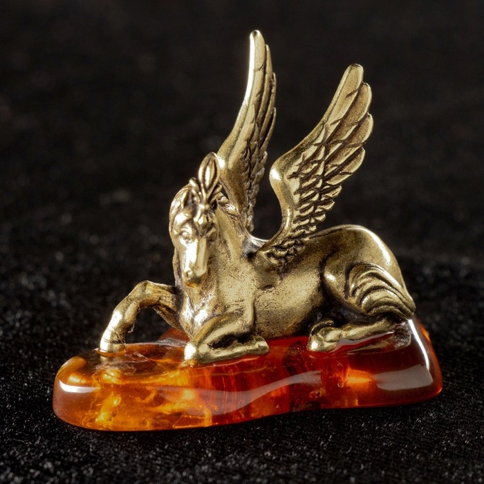Сувенир Сувенир "Конь Пегас", латунь, янтарь