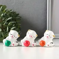 Фигурка керамика &laquo;Котик с мячом&raquo;, 5.5 см, белый, МИКС