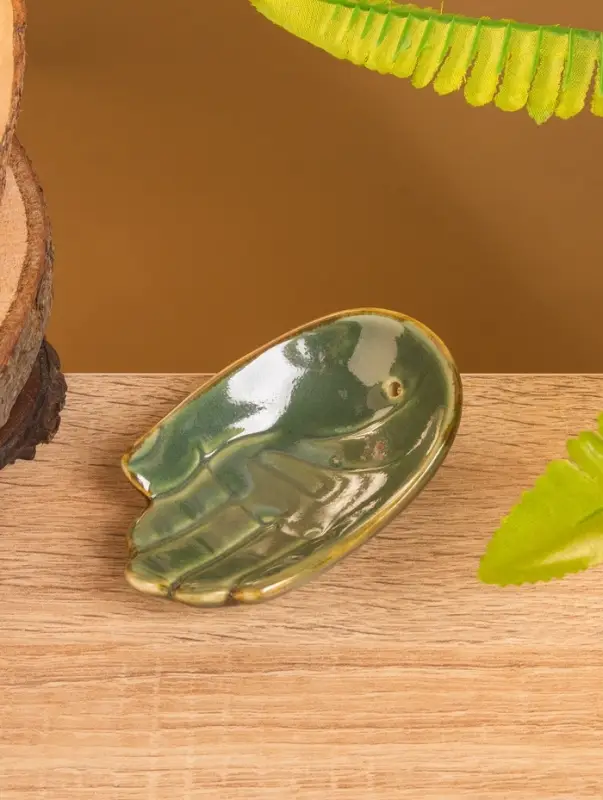 Подставка под благовония  Подставка под благовония "Ладонь Будды" керамика, цв. МИКС, 10х6х2 см