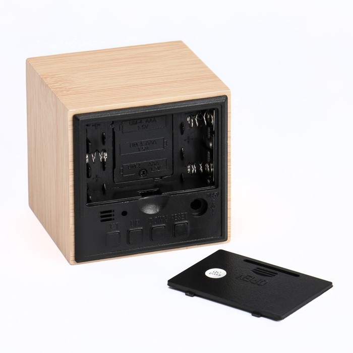 Часы - будильник электронные Часы - будильник электронные "Цифра" настольные с термометром, деревянные, 6.5 см, ААА, USB