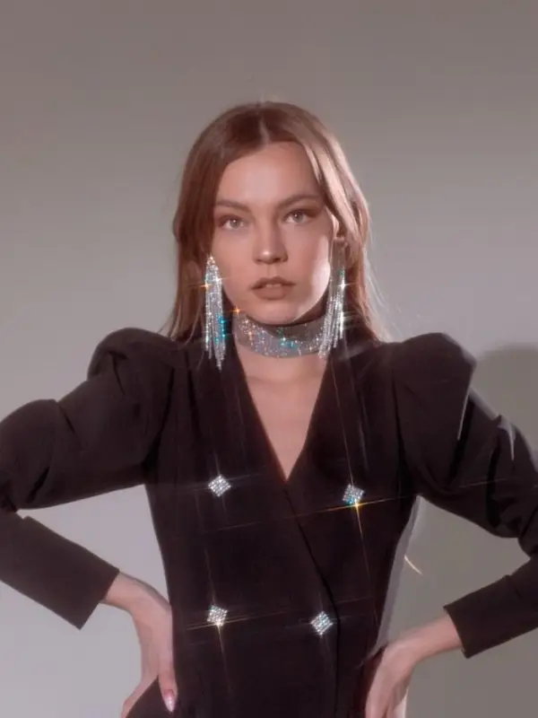 Серьги висячие со стразами &laquo;Лёд&raquo;, полукруг, белые в серебре