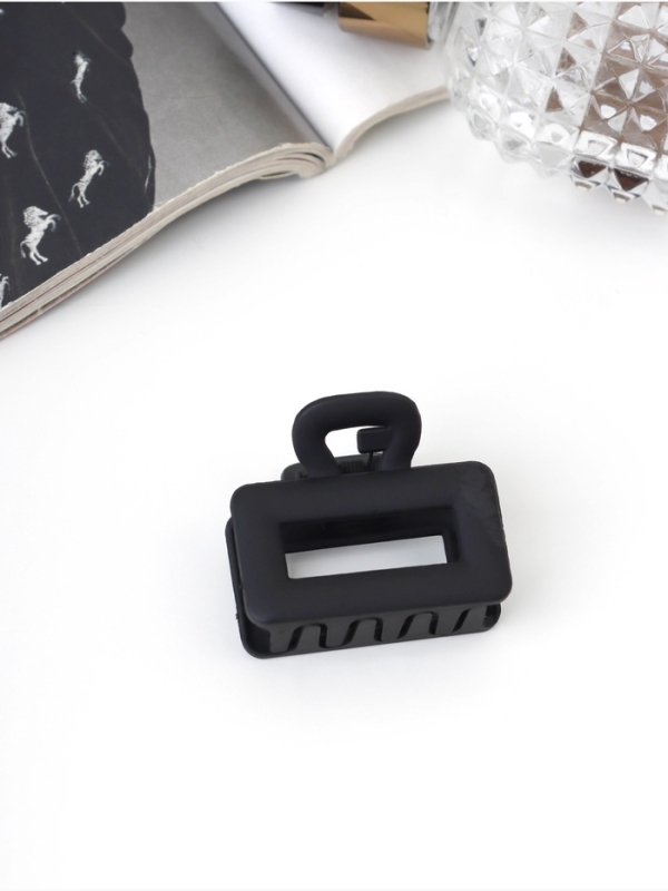 Набор для волос «Вивьен», 2 резинки 5.5 см, 8 невидимок 5.5 см, краб 4 см, классика, чёрный Набор для волос «Вивьен», 2 резинки 5.5 см, 8 невидимок 5.5 см, краб 4 см, классика, чёрный