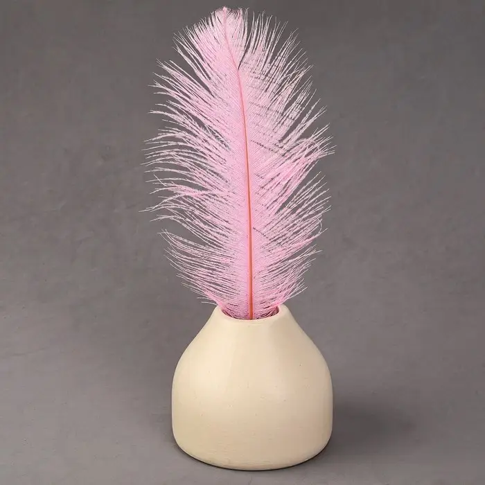 Перо для декора 1 шт., размер — 25-30 см, цвет розовый