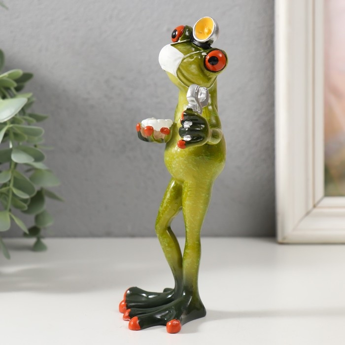 Сувенир полистоун лак Сувенир полистоун лак "Лягуха - Доктор" 16х6х5,5 см