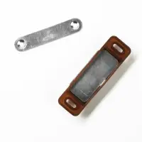 Магнит мебельный ТУНДРА M003BR, 72×13 мм, большой, коричневый, 1 шт.