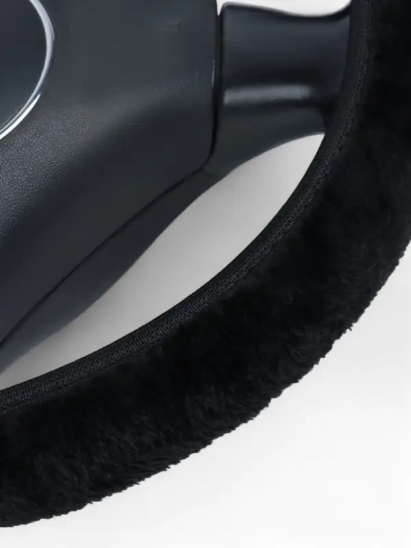 Оплетка на руль TORSO, меховая, мультиразмерная, черный