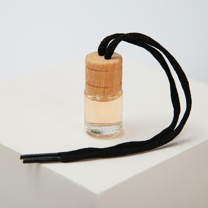 Ароматизатор в бутылочке «Исполнения желаний», черный лед