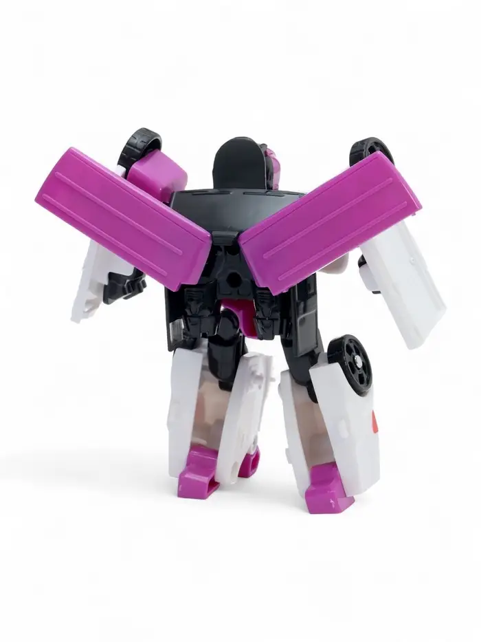 Робот "Автобот", трансформируется Робот "Автобот", трансформируется