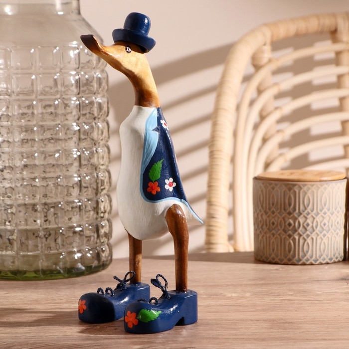 Сувенир Сувенир "Утка в синем летнем костюме" дерево 13х9х27 см