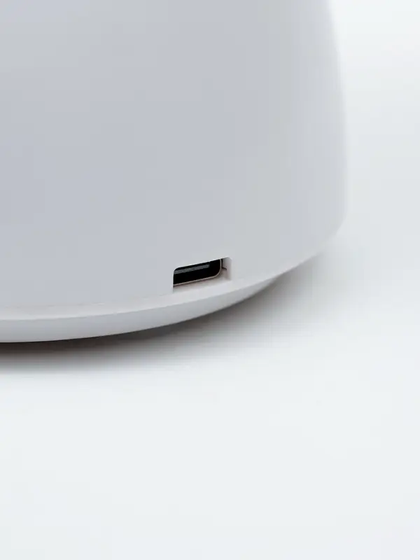 Лапомойка для собак и кошек FW-01, автоматическая, от батареек, белая