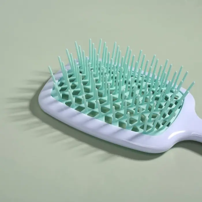 Расчёска массажная, широкая, вентилируемая, 8.5&times;20.5&plusmn;1 см, белая, бирюзовая