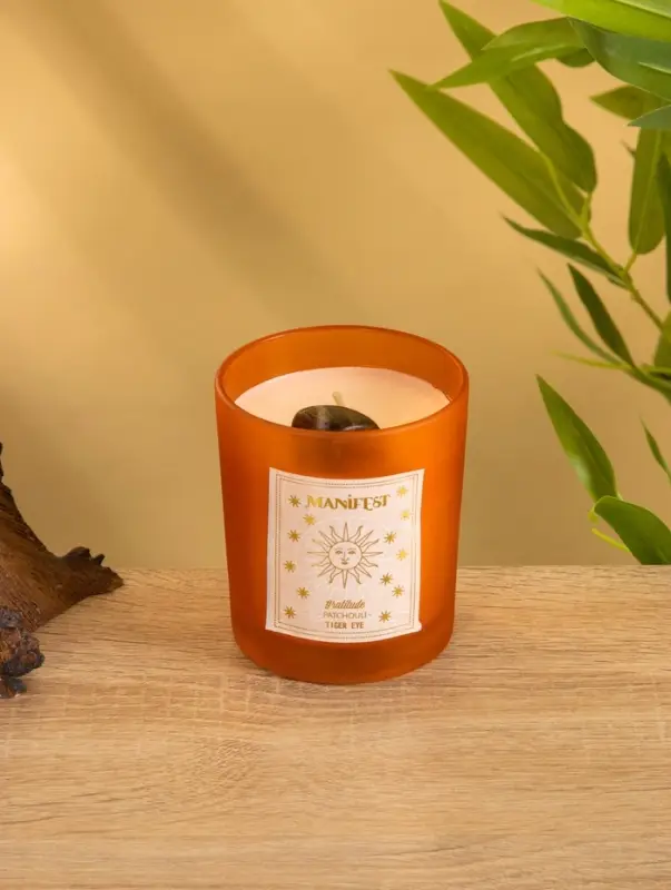 Свеча в стекле с камнем Manifest пачули 200 гр соевый воск Свеча в стекле с камнем Manifest пачули 200 гр соевый воск
