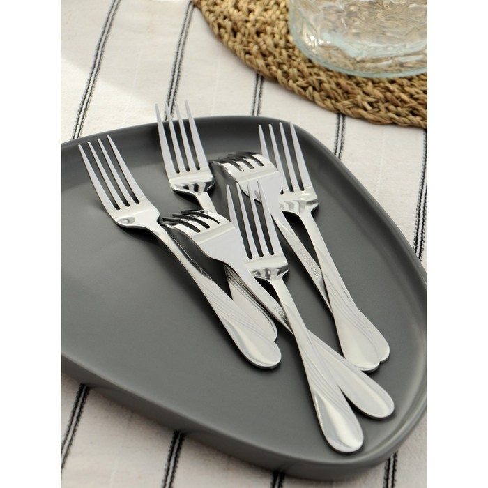 Вилка столовая из нержавеющей стали Доляна «София», длина 18,8 см, толщина 2 мм Вилка столовая из нержавеющей стали Доляна «София», длина 18,8 см, толщина 2 мм