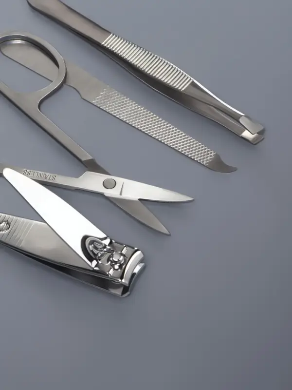 Набор маникюрный, 4 предмета, серебристый