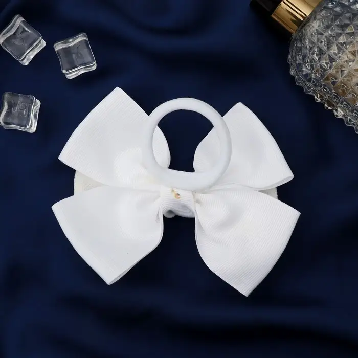 Резинка для волос бант "Школьница" классика стиль, 9х13 см, белый