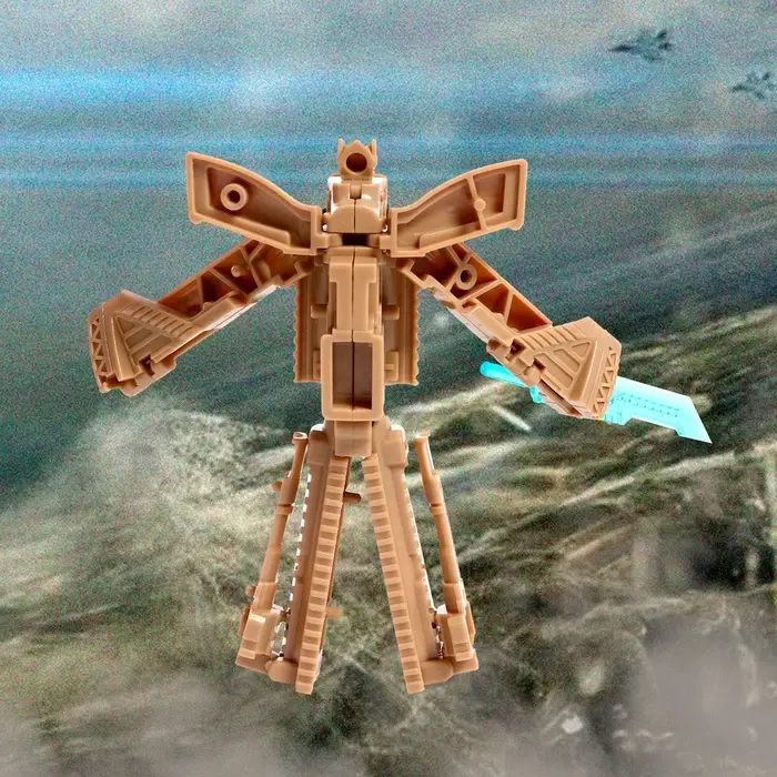 Робот &laquo;Винтовка&raquo;, трансформируется, с металлическими элементами