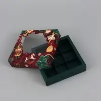 Коробка для 9 конфет &laquo;Роскошный щелкунчик&raquo;, 14.7&times;14.7&times;3.5 см