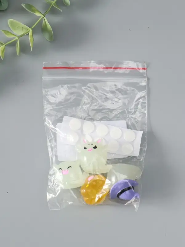 Сувенир эпоксидная смола флюоресцентный "Хэллоуин" набор 4 шт 5х5х3,5 см