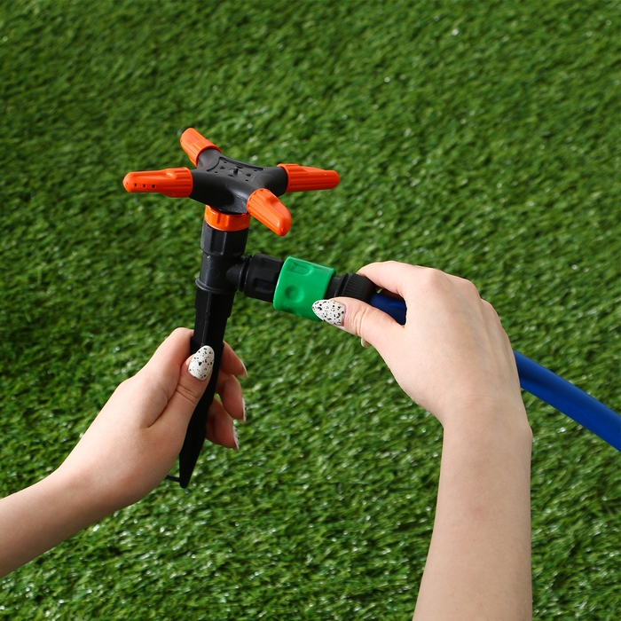 Распылитель 4-лепестковый, под коннектор, пика, пластик, «Жук» Распылитель 4-лепестковый, под коннектор, пика, пластик, «Жук»