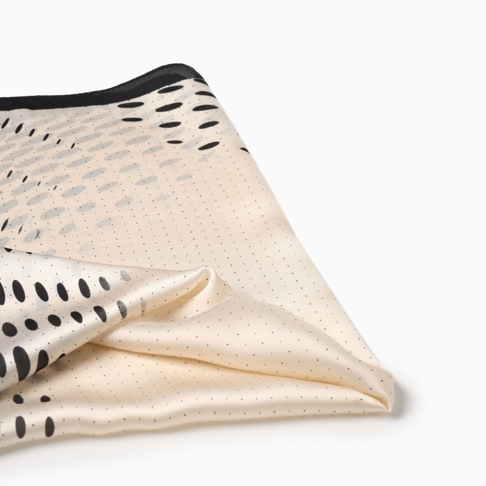 Платок женский MINAKU р-р 70*70 см, цв. черный Платок женский MINAKU р-р 70*70 см, цв. черный