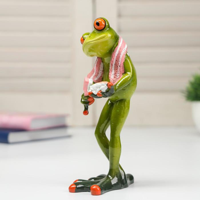 Сувенир полистоун лак  Сувенир полистоун лак "Лягушонок чистит челюсть" 16,5х5,8х8,5 см