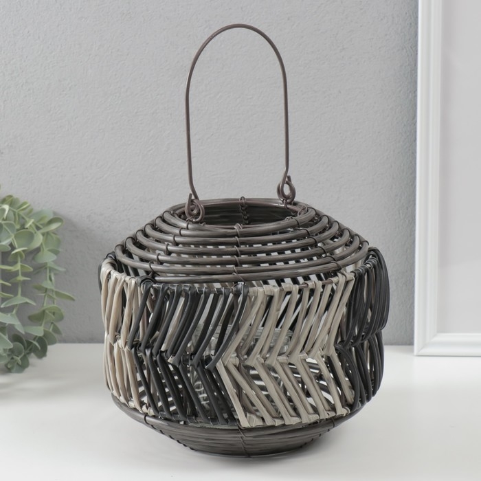 Подсвечник пластик на 1 свечу Подсвечник пластик на 1 свечу "Лист из лозы" чёрно-белый 11х22х18 см