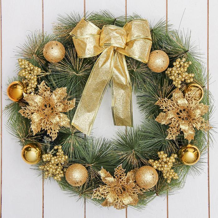 Венок новогодний d-36 см Венок новогодний d-36 см "Бантик" золотые ягодки и цветы
