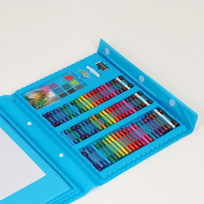 Новогодний набор для творчества «Веселый снеговик», с мольбертом, 208 предметов Новогодний набор для творчества «Веселый снеговик», с мольбертом, 208 предметов