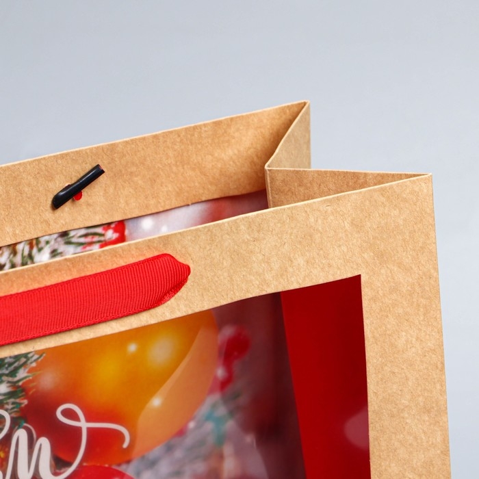 Пакет подарочный новогодний крафтовый с пластиковым окном «Happiness», 31 х 26 х 11 см Пакет подарочный новогодний крафтовый с пластиковым окном «Happiness», 31 х 26 х 11 см